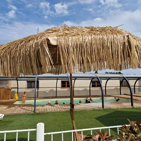 Les P'tites Maisons Dans La Prairie Hébergement de vacances