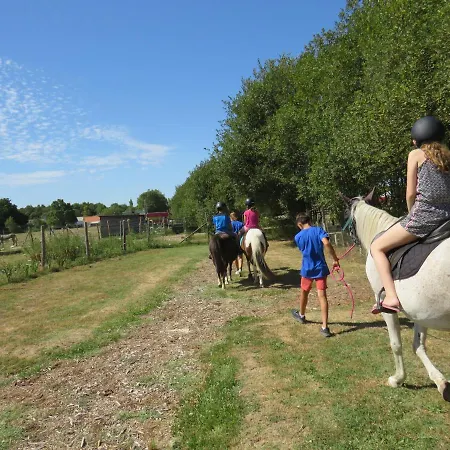 Les P'tites Maisons Dans La Prairie Hébergement de vacances