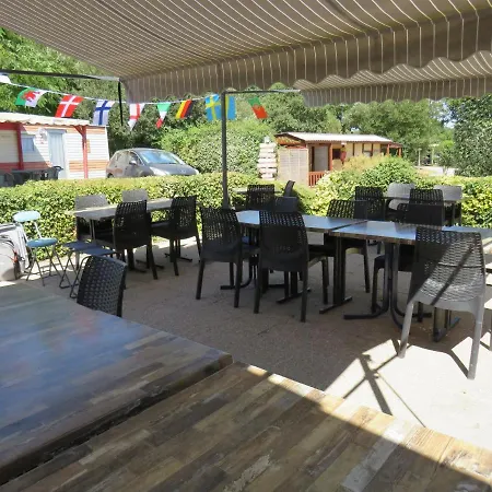 Les P'tites Maisons Dans La Prairie Hébergement de vacances