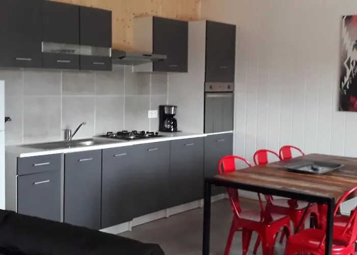 Les P'tites Maisons Dans La Prairie *