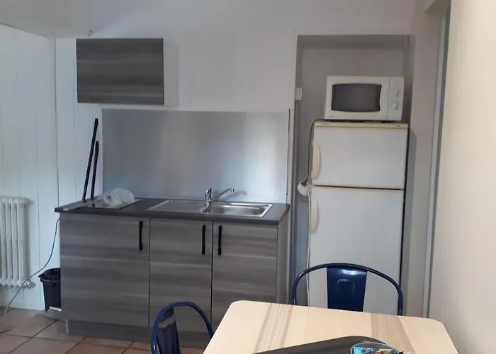 Les P'tites Maisons Dans La Prairie بيت للعطل *