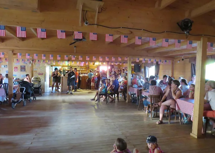 بيت للعطل Les P'tites Maisons Dans La Prairie